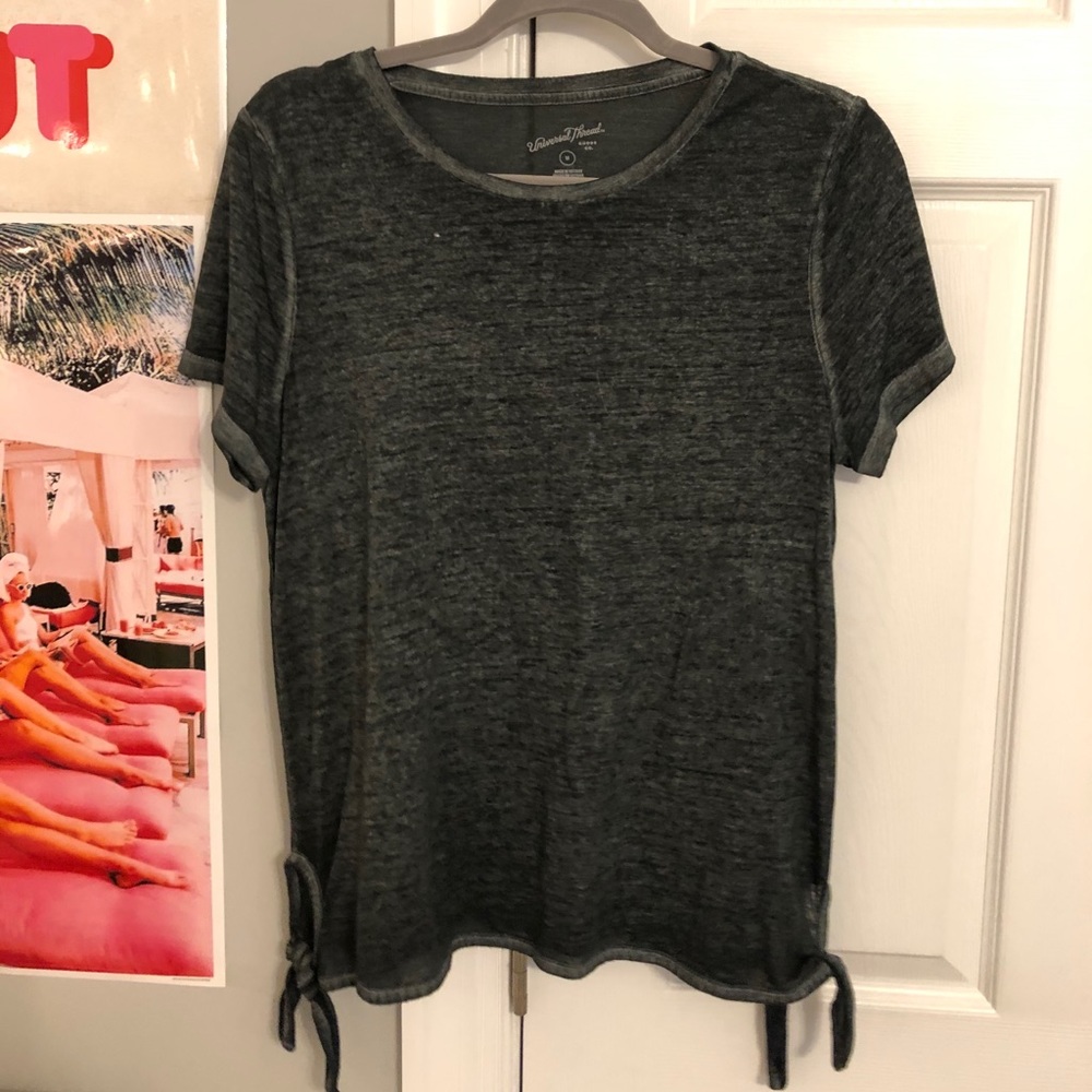 Weathered black tee